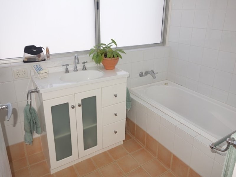 20 Old Burleigh Road, Surfers Paradise QLD 4217