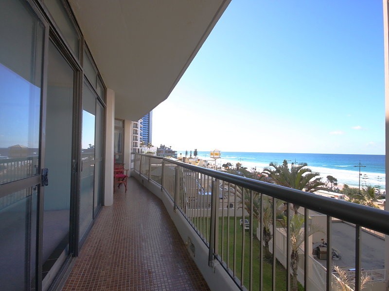 9 Trickett Street, Surfers Paradise QLD 4217