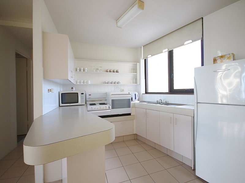 9 Trickett Street, Surfers Paradise QLD 4217