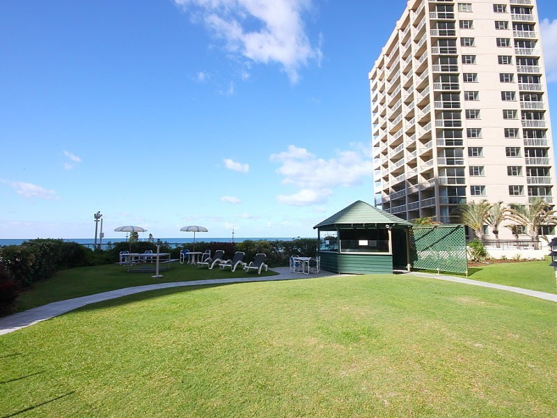 9 Trickett Street, Surfers Paradise QLD 4217