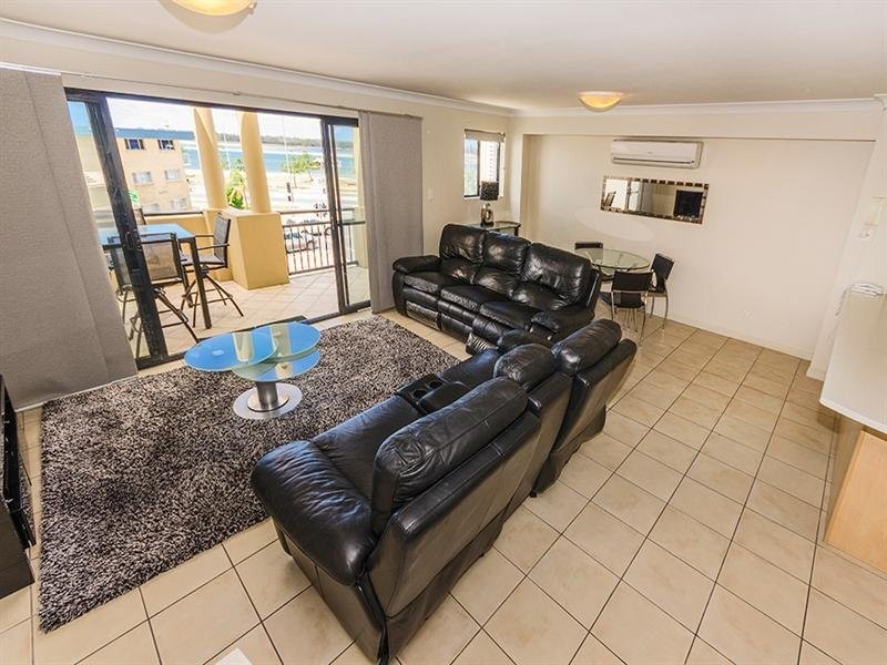 392 Marine Pde, Labrador QLD 4215