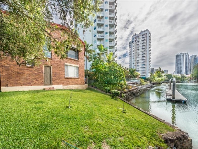 5 Mallana Street, Surfers Paradise QLD 4217