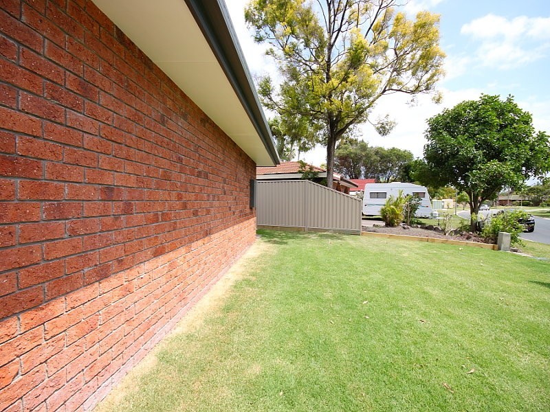 Labrador QLD 4215