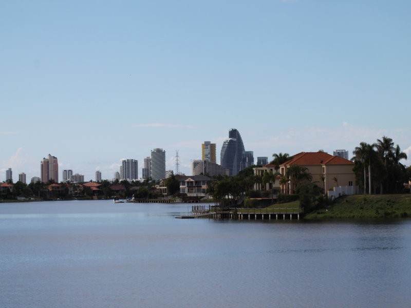 43 Istana View, Clear Island Waters QLD 4226