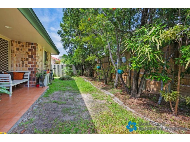 167 central street, Labrador QLD 4215
