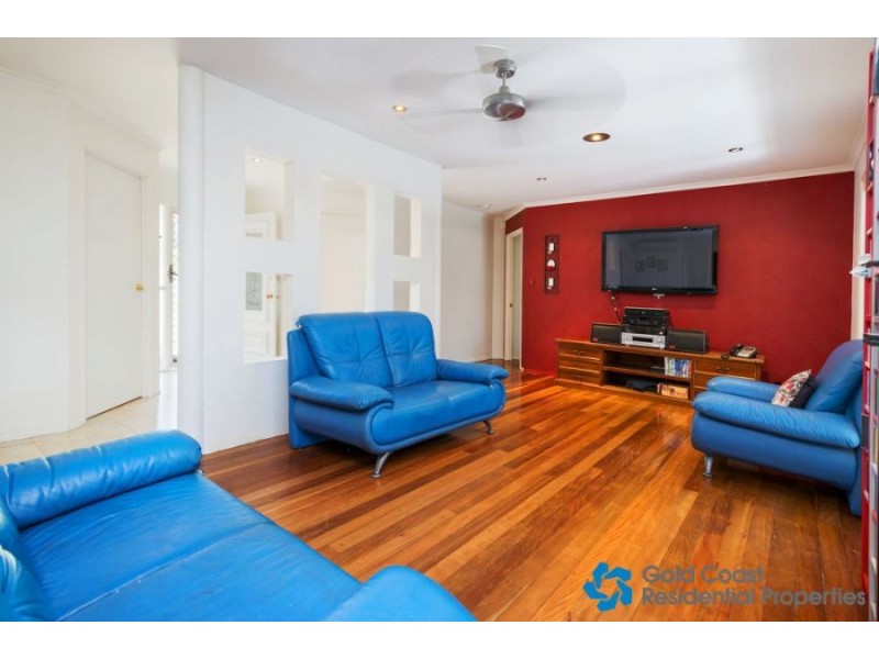 4 Peter Sellers Ct, Parkwood QLD 4214
