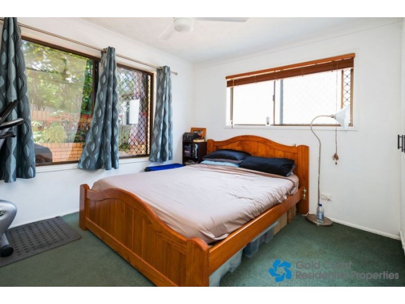 6 Genoa Street, Surfers Paradise QLD 4217