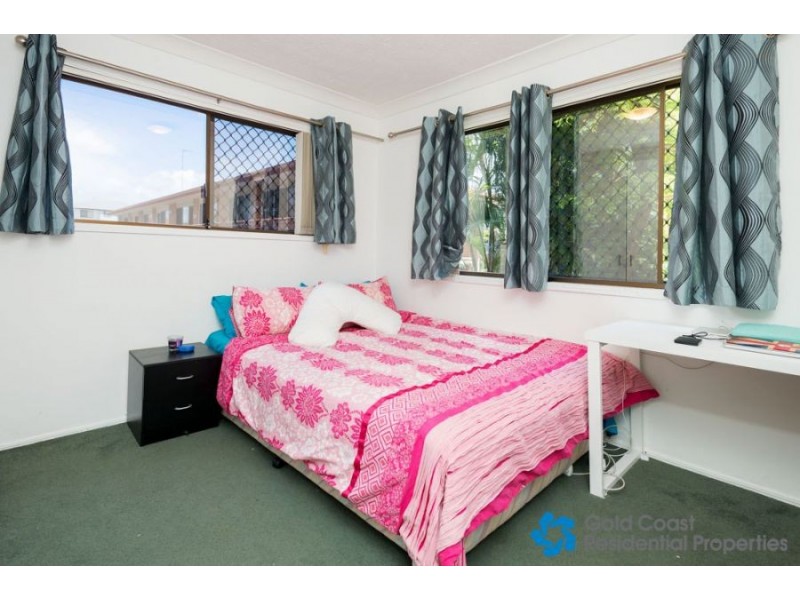 6 Genoa Street, Surfers Paradise QLD 4217