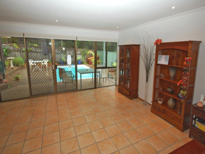 56 Parasol Street, Ashmore QLD 4214