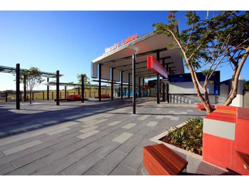 19 Carina Peak Drive, Varsity Lakes QLD 4227