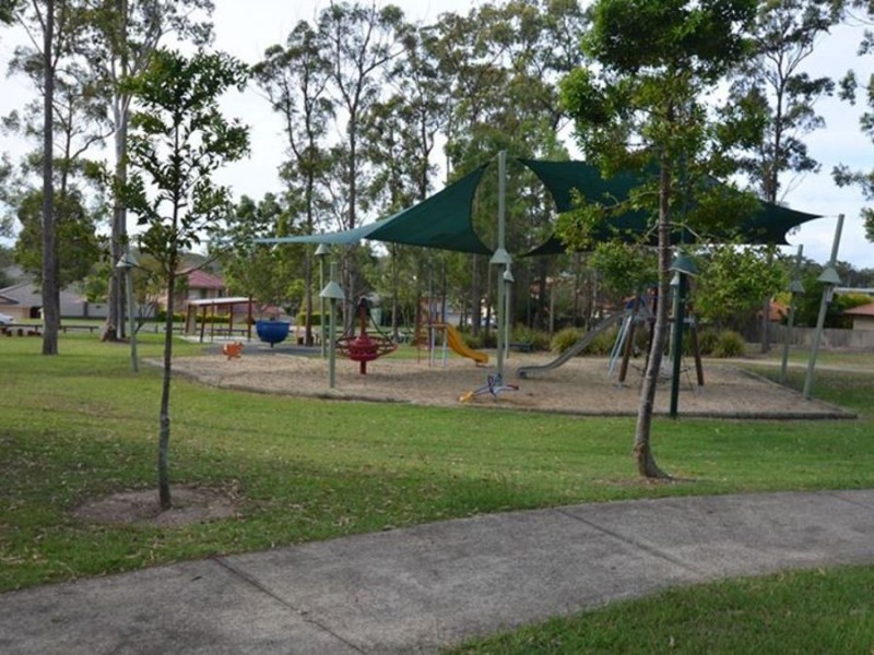 4 Bellwood Place, Molendinar QLD 4214