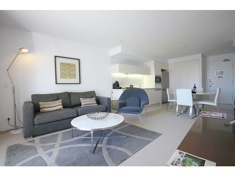 1 Oracle Blvd, Broadbeach QLD 4218