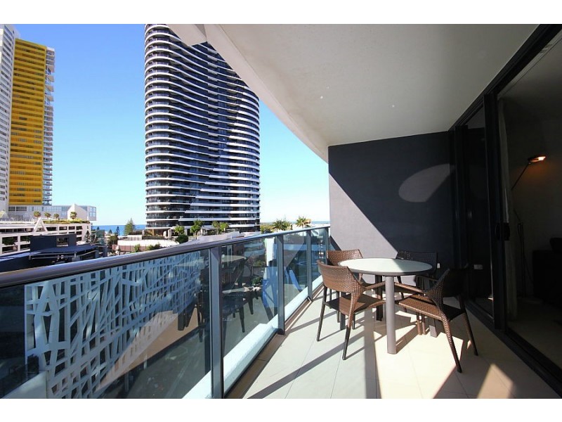 1 Oracle Blvd, Broadbeach QLD 4218