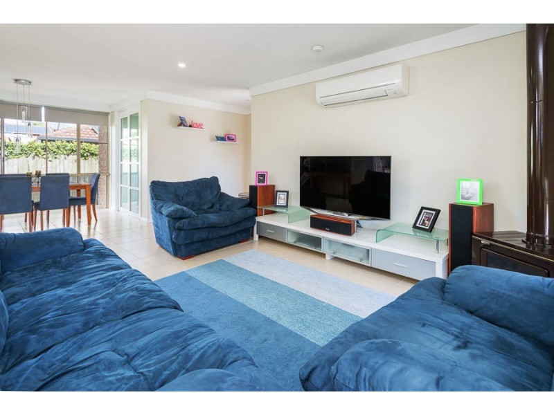 7 Melbourne Rd, Arundel QLD 4214