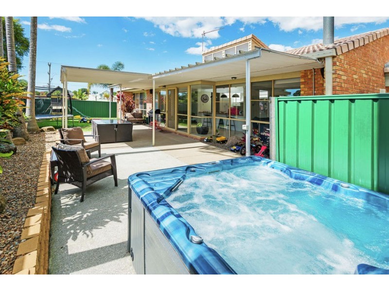 7 Melbourne Rd, Arundel QLD 4214