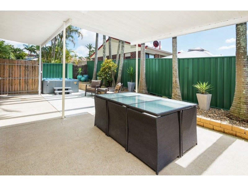 7 Melbourne Rd, Arundel QLD 4214