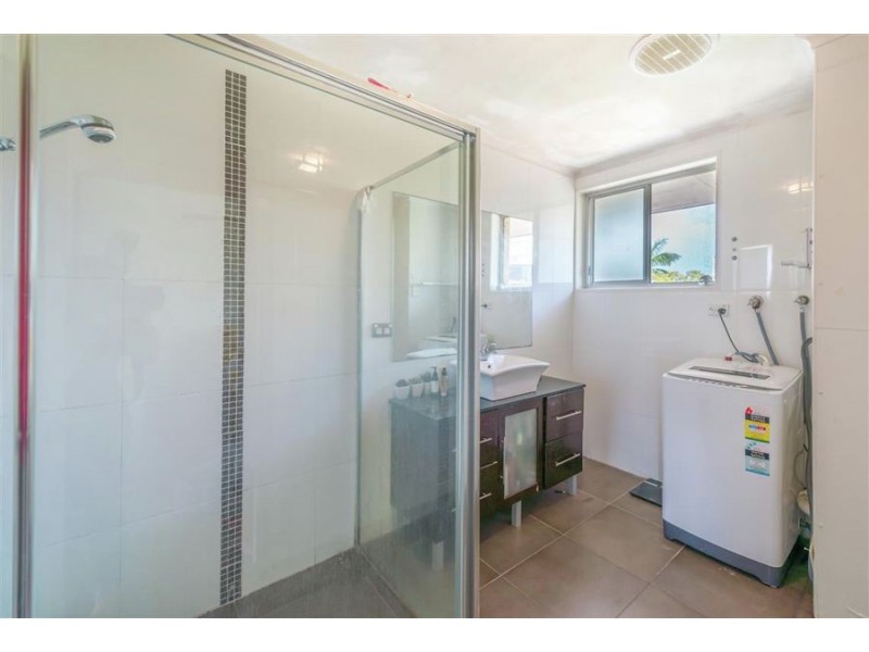 18 Tarcoola Cres, Surfers Paradise QLD 4217