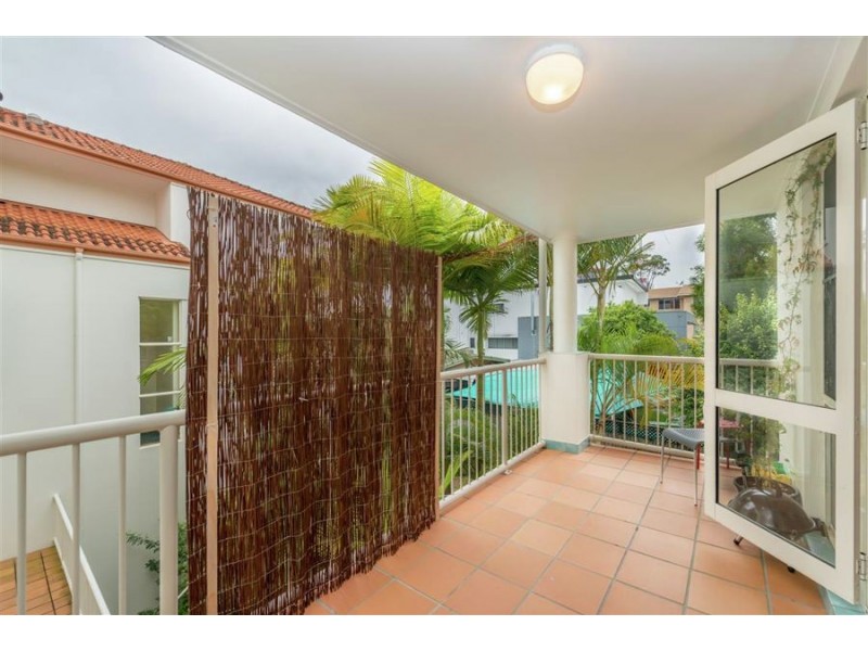 40-42 Meron St, Southport QLD 4215