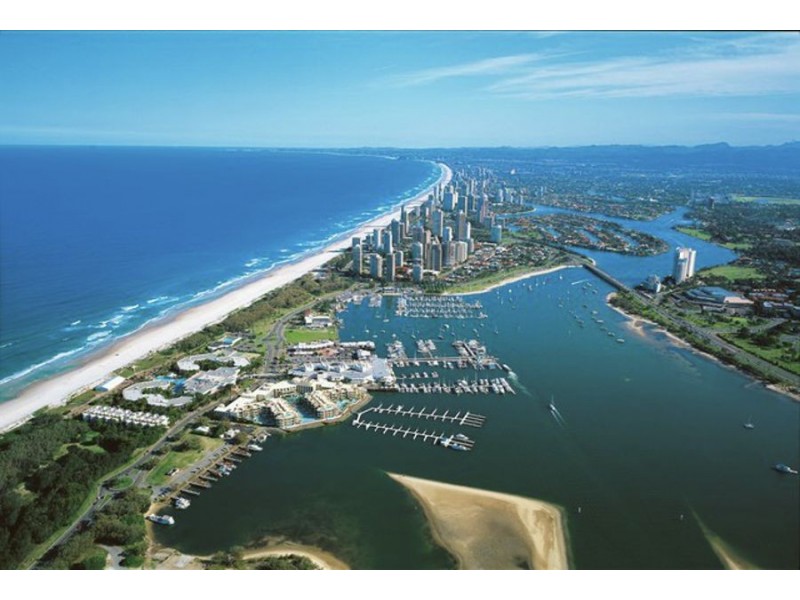 40-42 Meron St, Southport QLD 4215