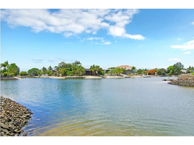 14 Palmetto Ct, Broadbeach Waters QLD 4218