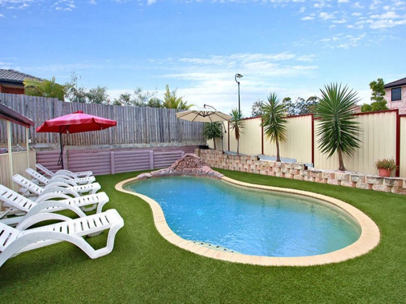 1 Wattlebrush, Molendinar QLD 4214
