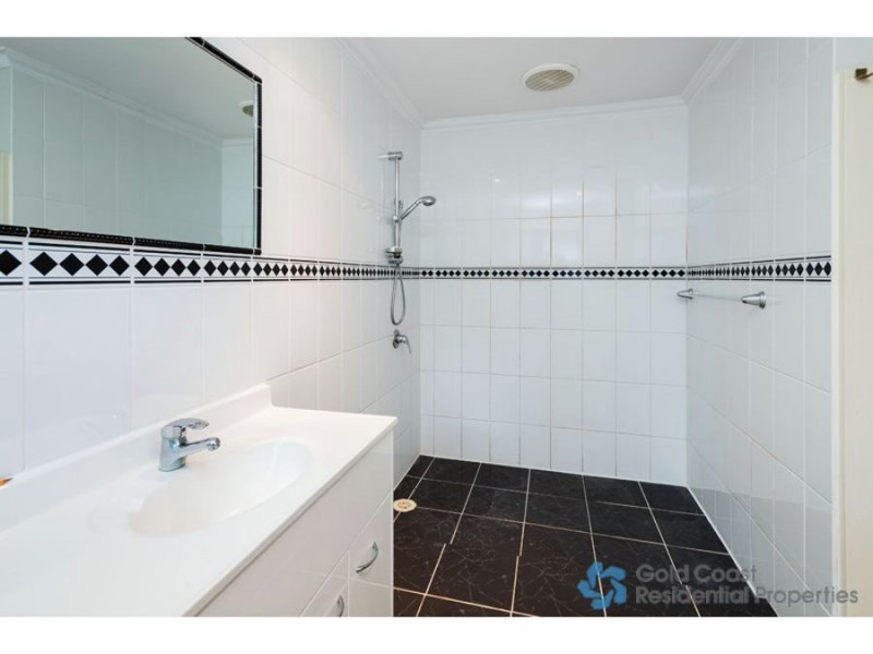 26 Yoolantie Cres, Nerang QLD 4211