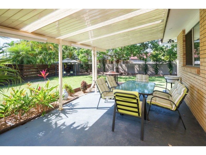 3 Brier Cres, Varsity Lakes QLD 4227