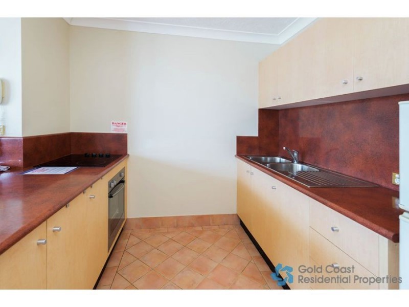 75/218 Surf Pde, Surfers Paradise QLD 4217