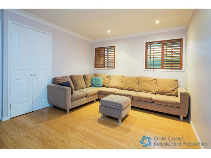 8 Fuji Close, Southport QLD 4215