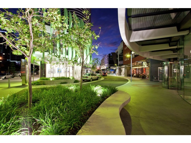 26 Elizabeth Ave, Broadbeach QLD 4218