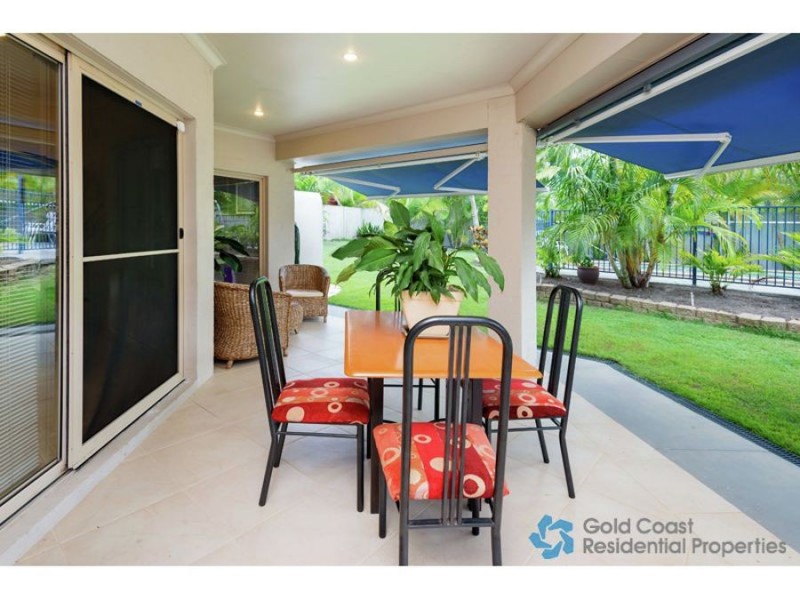 18 Irvine Street, Pacific Pines QLD 4211
