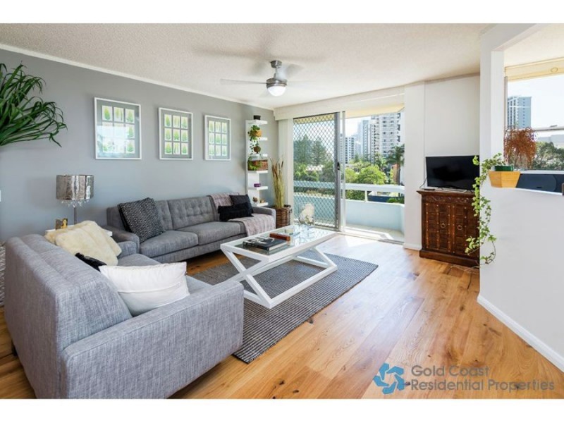 @ Old Burleigh rd, Broadbeach QLD 4218