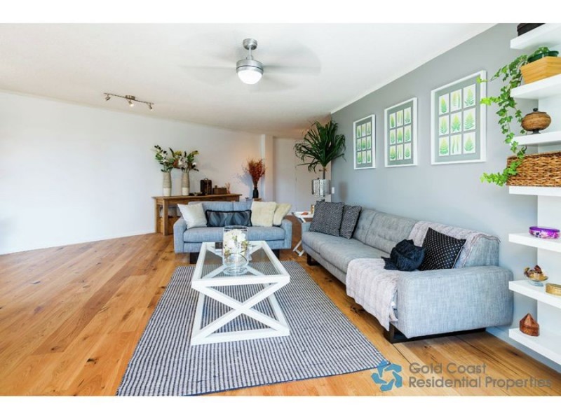 @ Old Burleigh rd, Broadbeach QLD 4218