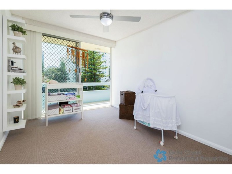 @ Old Burleigh rd, Broadbeach QLD 4218