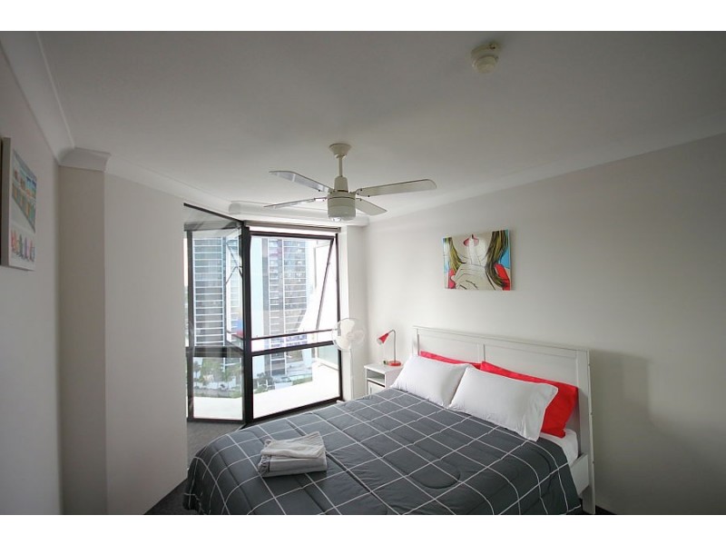 1505/70 Remembrance Dr, Surfers Paradise QLD 4217