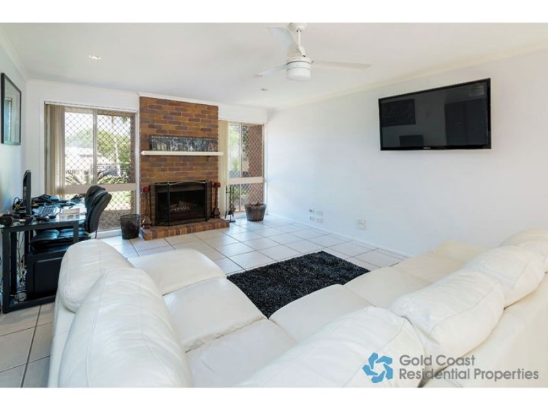 5 Baynton Ave, Helensvale QLD 4212