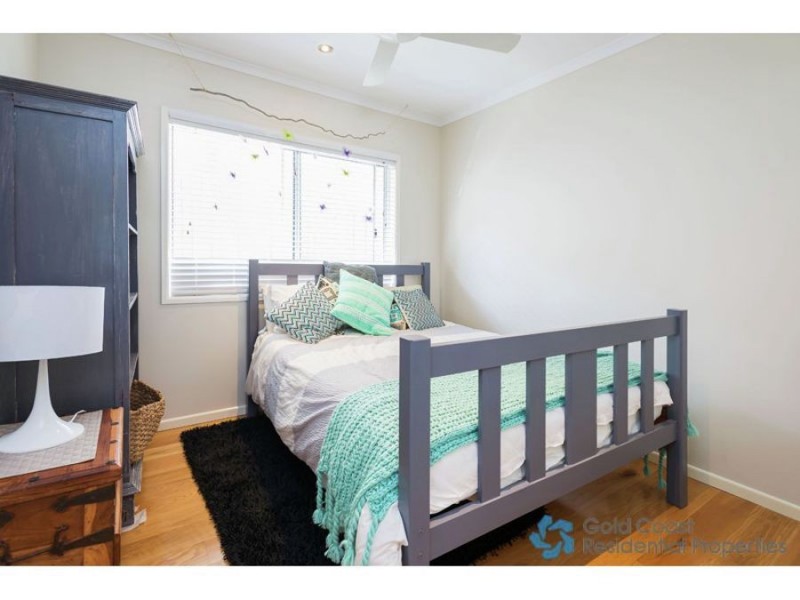 11 Camarillo Cct, Reedy Creek QLD 4227
