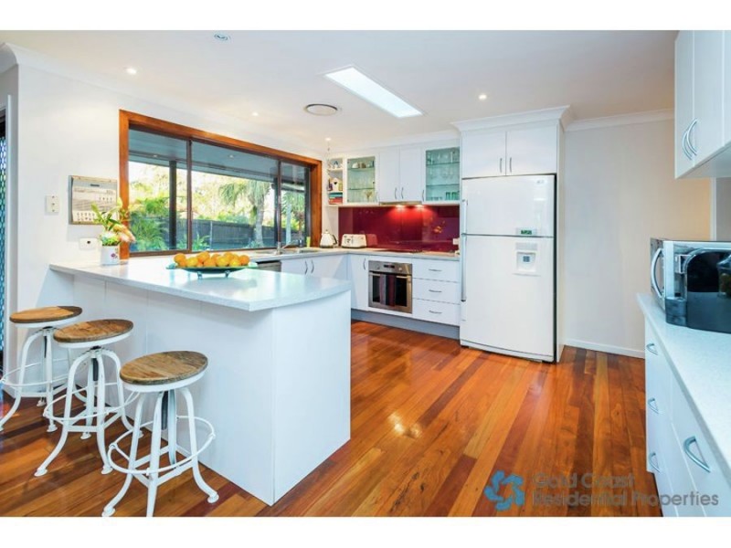24 Bartlett Avenue, Nerang QLD 4211
