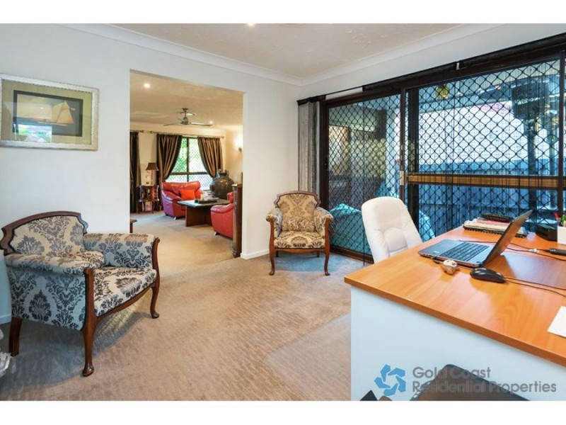 24 Bartlett Avenue, Nerang QLD 4211
