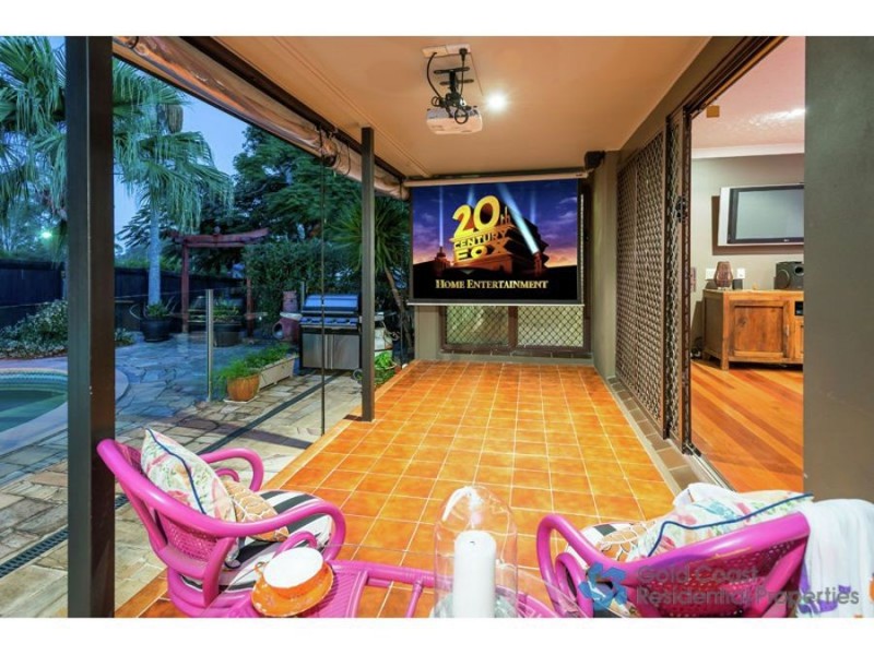 24 Bartlett Avenue, Nerang QLD 4211