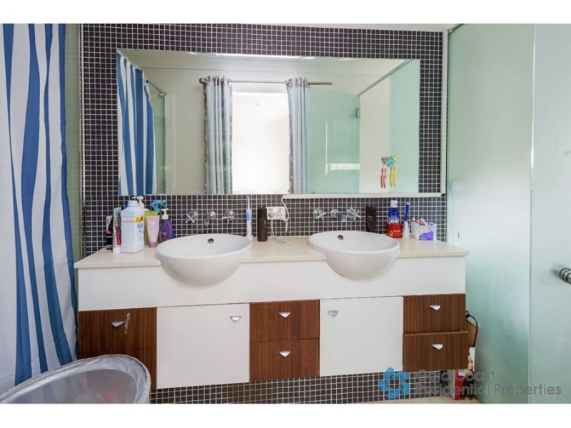 19 “Lakewood Reserve” Carina Peak Drive, Varsity Lakes QLD 4227