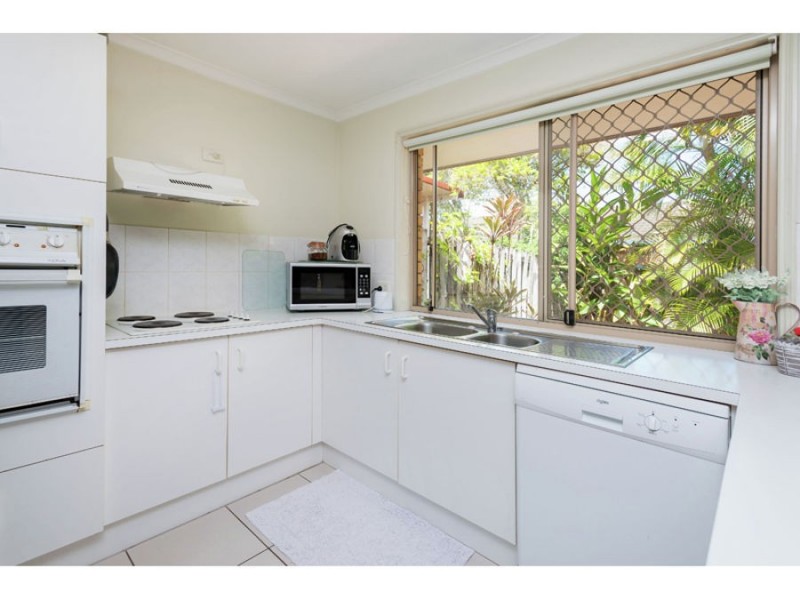 20/1 (Robin Ct) Golden Palms Ct, Ashmore QLD 4214