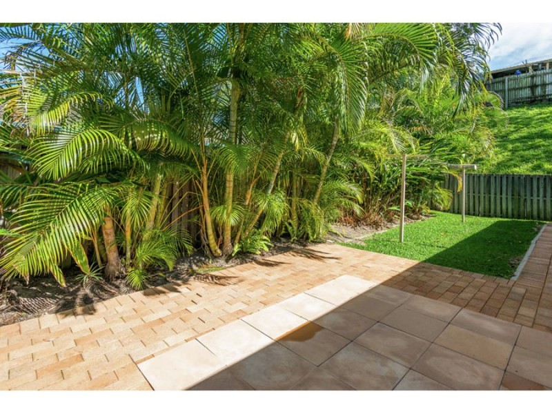 20/1 (Robin Ct) Golden Palms Ct, Ashmore QLD 4214