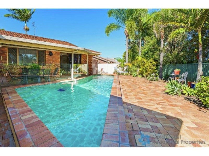 24 Ridgewood Ct, Burleigh Waters QLD 4220