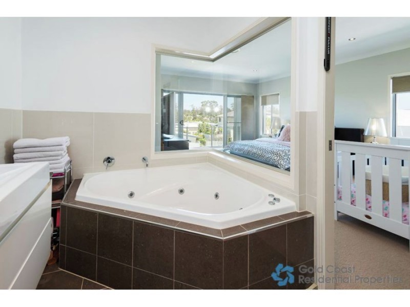 1/30 Heights Drive, Robina QLD 4226