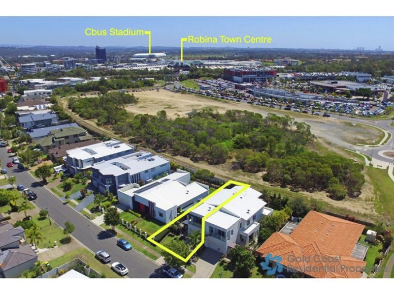 1/30 Heights Drive, Robina QLD 4226
