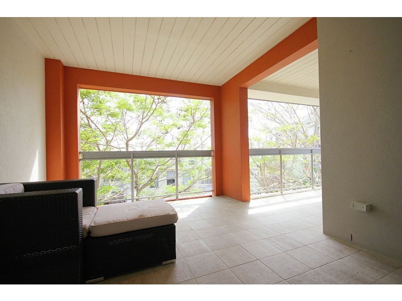 3314 Central Place, Carrara QLD 4211