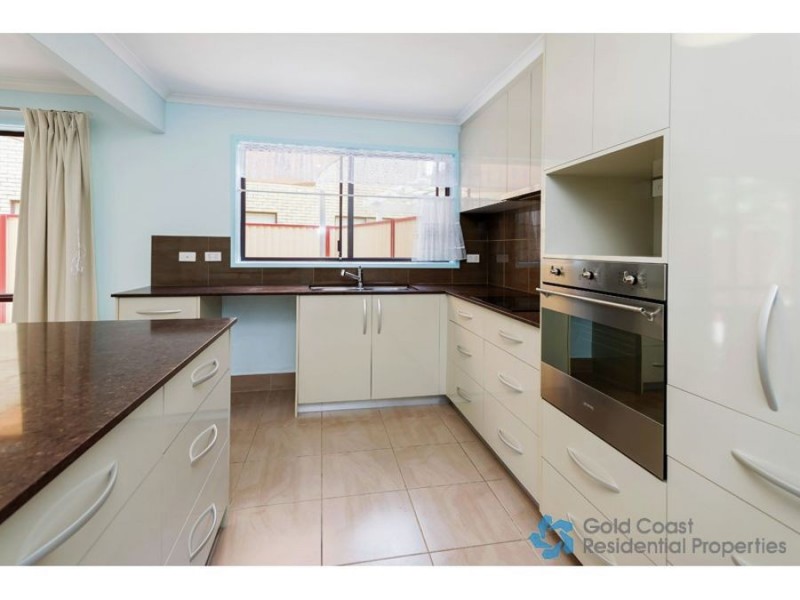 5/49 Duet Drive, Mermaid Waters QLD 4218