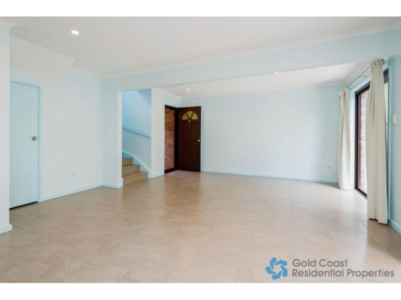 5/49 Duet Drive, Mermaid Waters QLD 4218