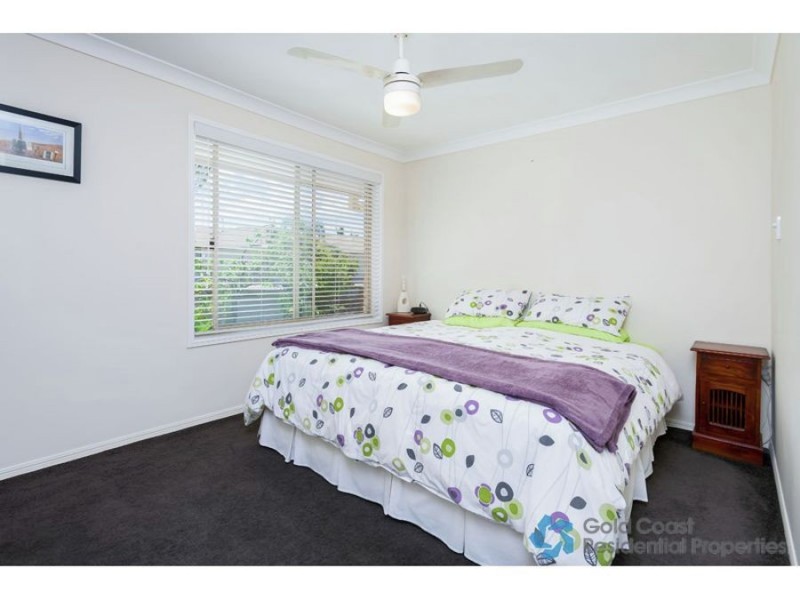 16/81 Olsen Avenue, Labrador QLD 4215